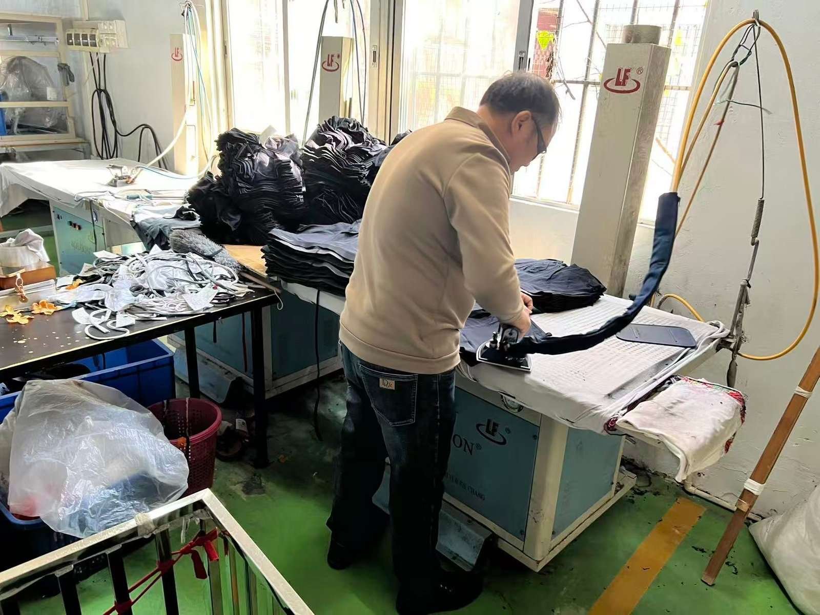 Custom Dress Shirt Manufacturer